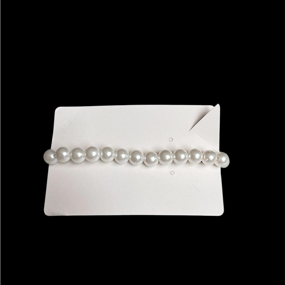 Pearl bracelet